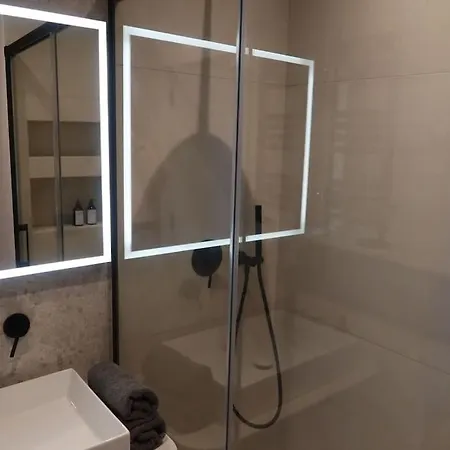 Przystanek Nadmotlawie - Centrum Gdanska Apartman *